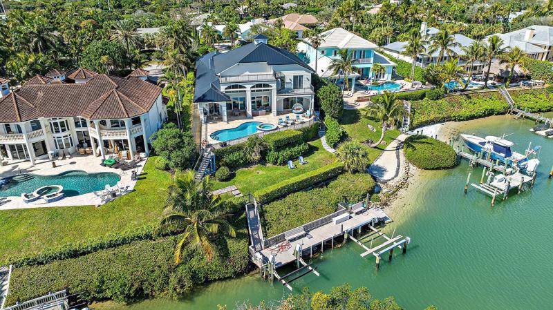  Single Family Homes Photo 19:  Jupiter,  FL 33469