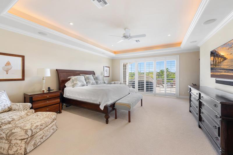 Single Family Homes Photo 5:  Jupiter,  FL 33469