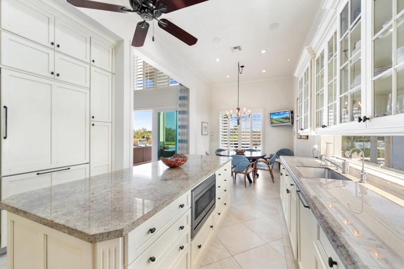  Single Family Homes Photo 9:  Jupiter,  FL 33469