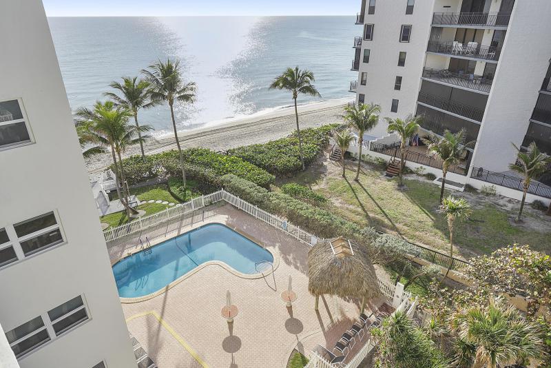  Condo & Townhome Photos