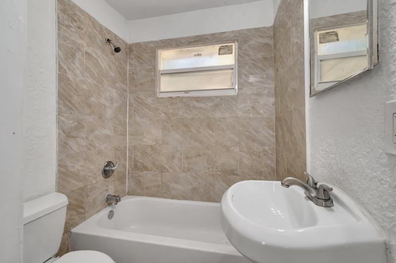 Duplex, Triplex and Fourplex Images