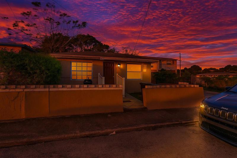 Duplex, Triplex and Fourplex Images