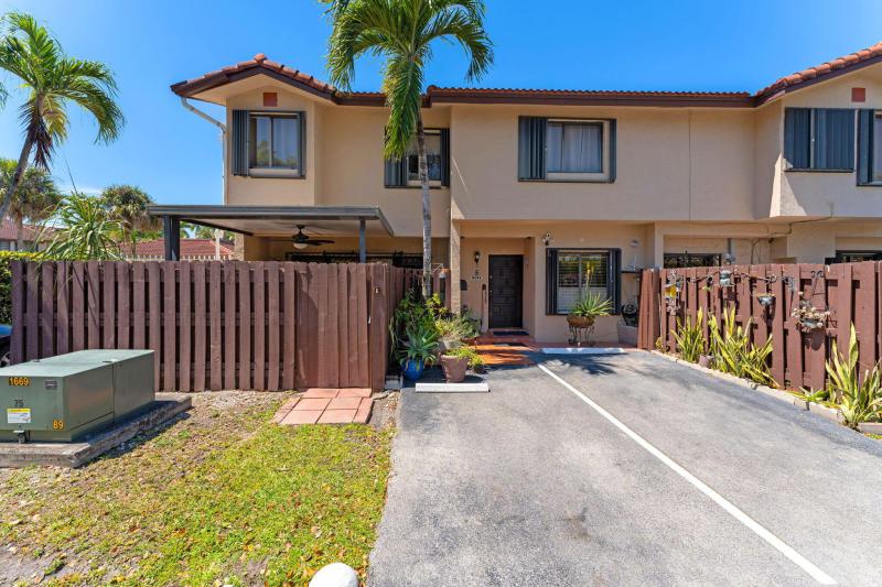 First Photo for Home For Sale at  Miami, FL. 33183