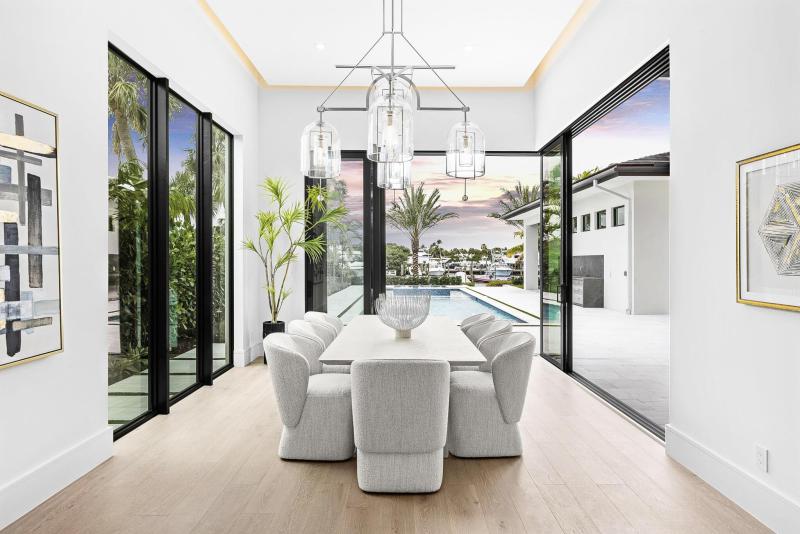  Single Family Homes Photo 13:  North Palm Beach,  FL 33408