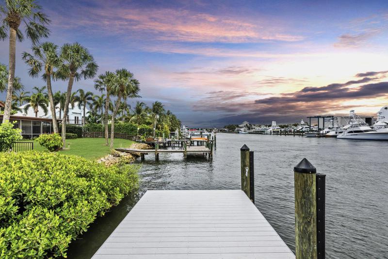  Single Family Homes Photo 68:  North Palm Beach,  FL 33408