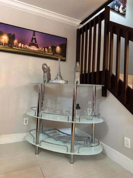  Condo & Townhome Photos
