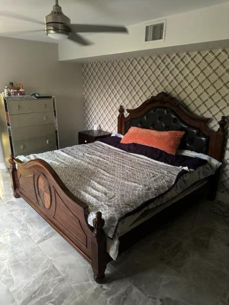  Condo & Townhome Photos