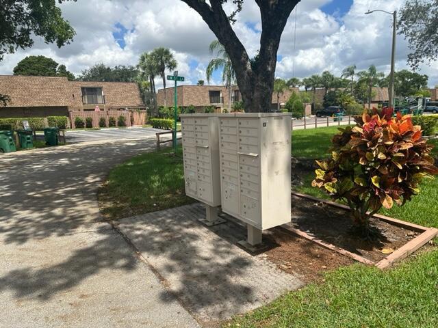  Condo & Townhome Photos