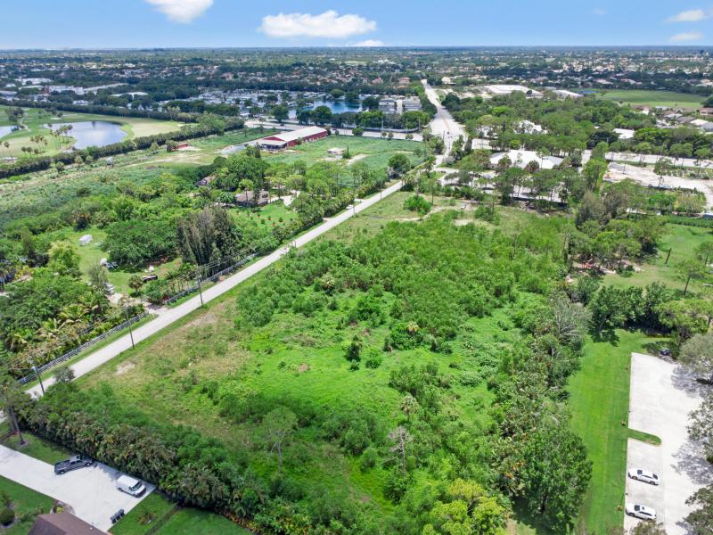  Commercial & Industrial Land Images 