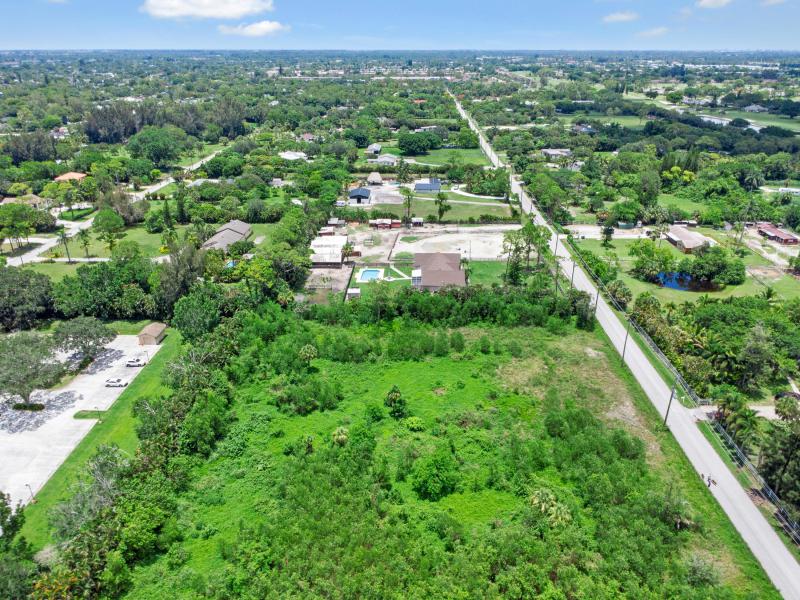  Commercial & Industrial Land Images 