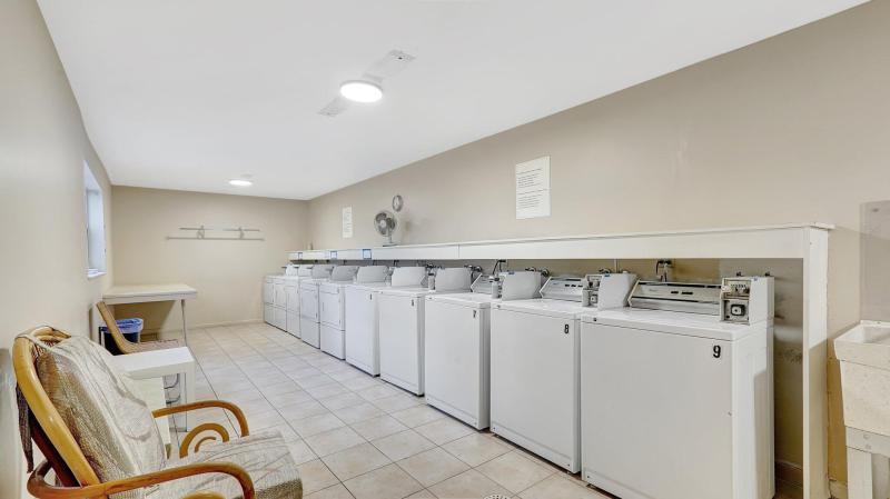  Condo & Townhome Photos