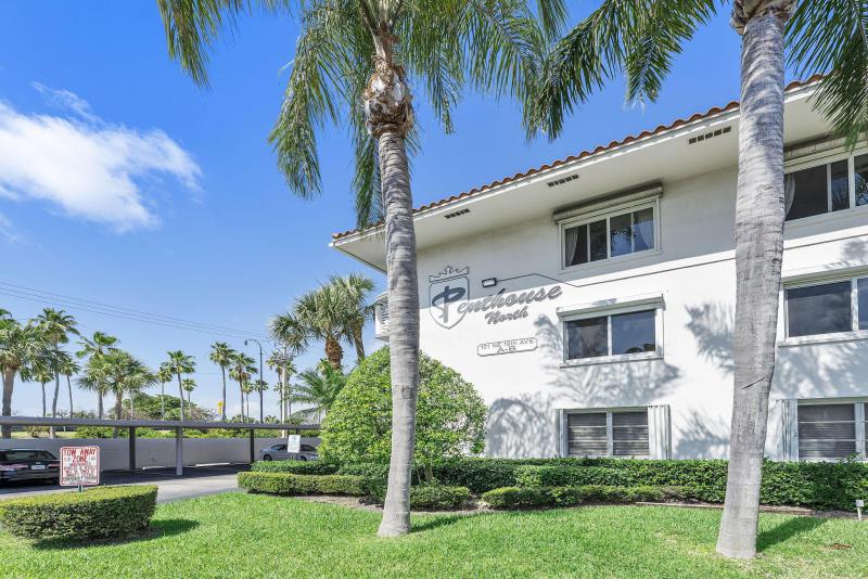  Condo & Townhome Photos