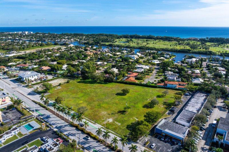  Commercial & Industrial Land Images 