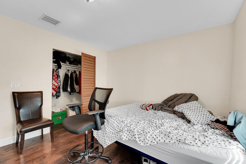 Duplex, Triplex and Fourplex Images