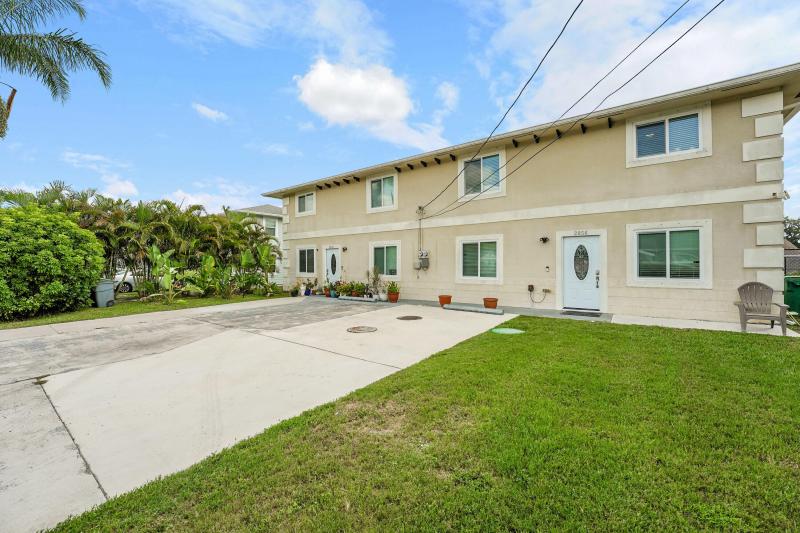 Duplex, Triplex and Fourplex Images