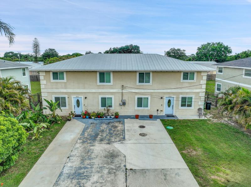 Duplex, Triplex and Fourplex Images