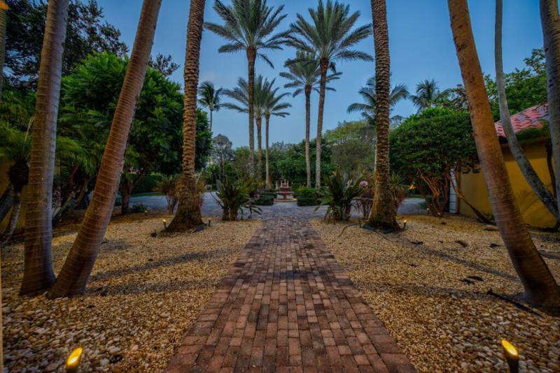  Single Family Homes Photo 9:  North Palm Beach,  FL 33408