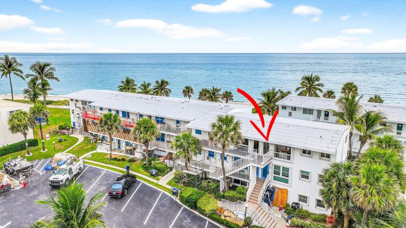  Condo & Townhome Photos