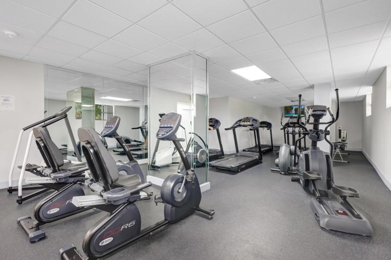  Condo & Townhome Photos