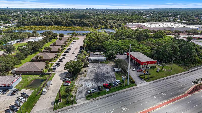  Commercial & Industrial Land Images 