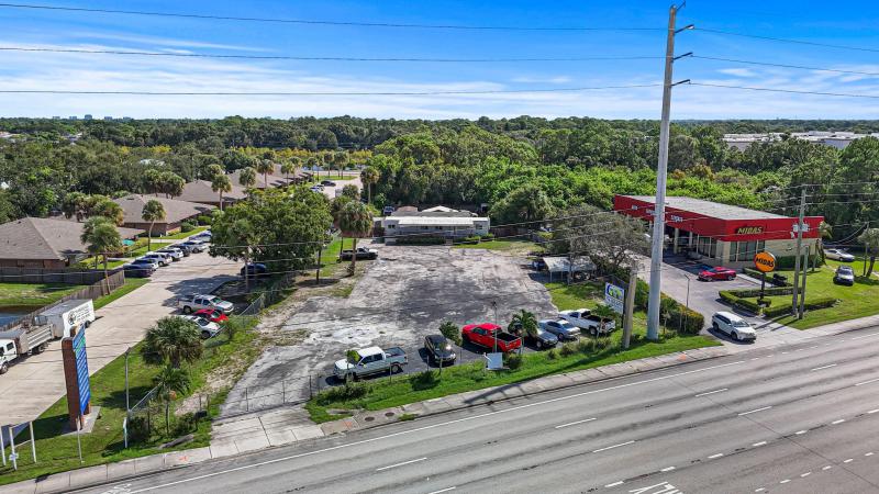  Commercial & Industrial Land Images 