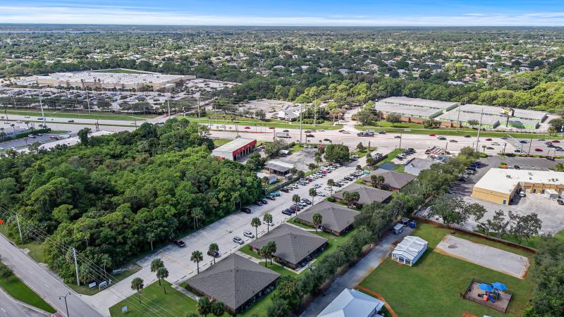  Commercial & Industrial Land Images 