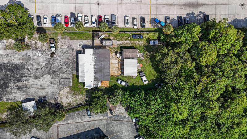  Commercial & Industrial Land Images 