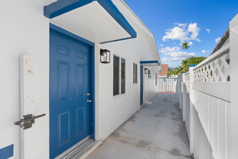 Duplex, Triplex and Fourplex Images