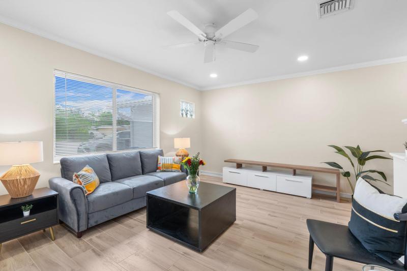 Duplex, Triplex and Fourplex Images