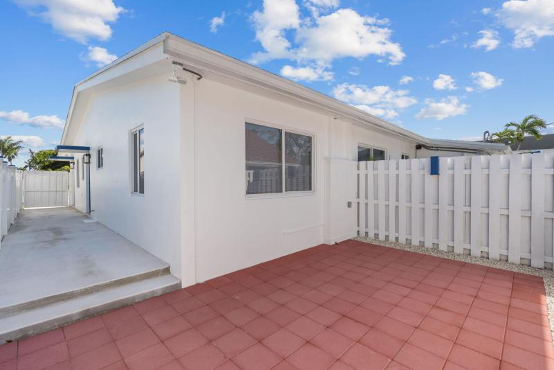 Duplex, Triplex and Fourplex Images