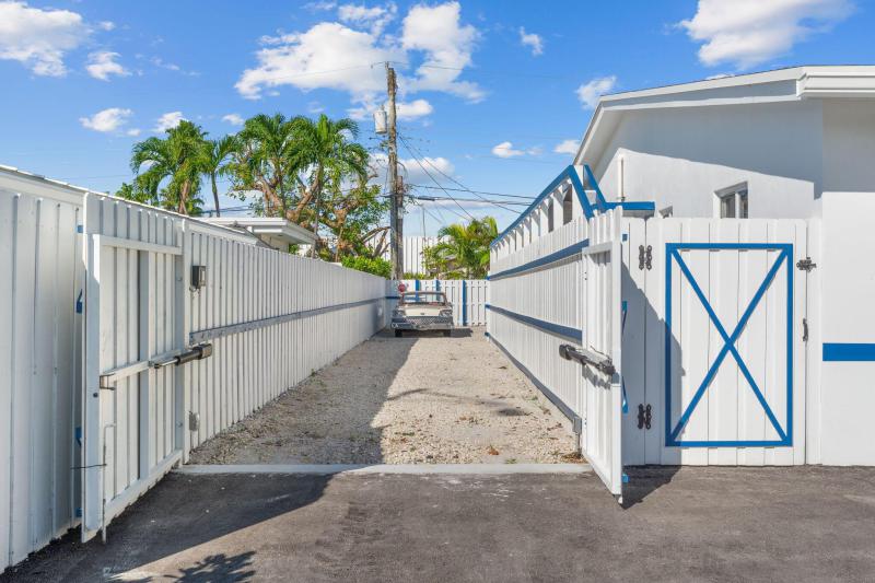 Duplex, Triplex and Fourplex Images