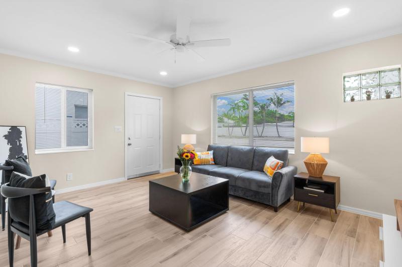 Duplex, Triplex and Fourplex Images