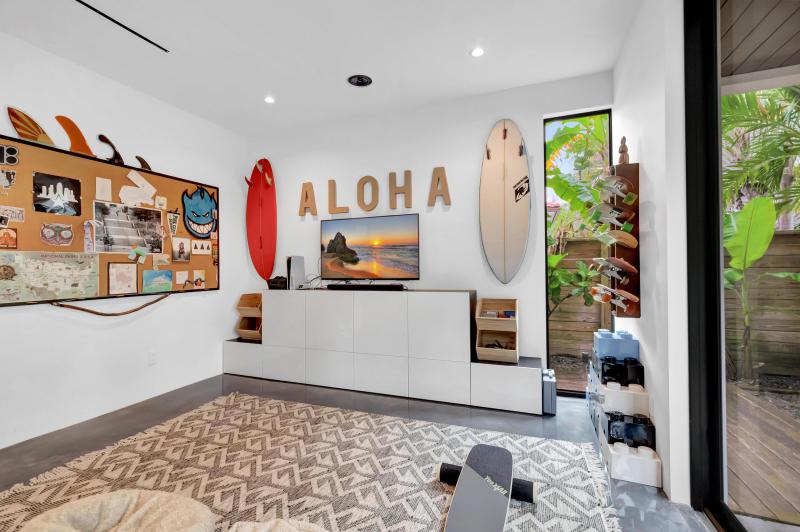  Single Family Homes Photo 44:  Pompano Beach,  FL 33062