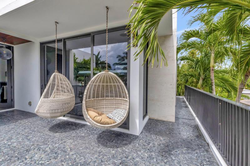  Single Family Homes Photo 73:  Pompano Beach,  FL 33062