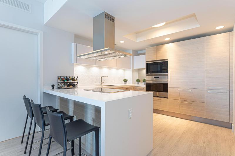  Condo & Townhome Photos