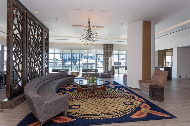  Condo & Townhome Photos