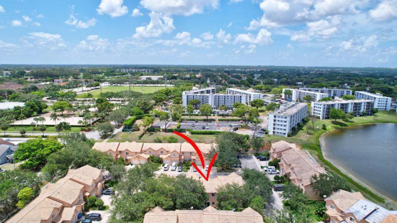  Condo & Townhome Photos