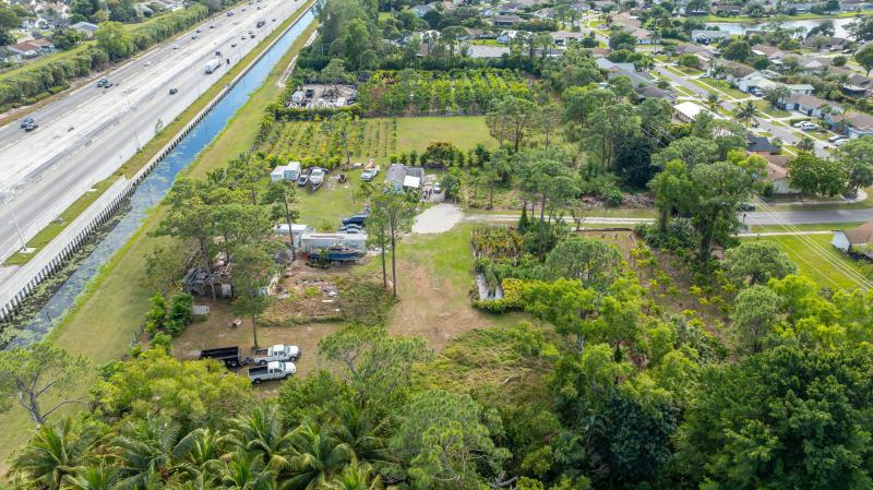  Commercial & Industrial Land Images 