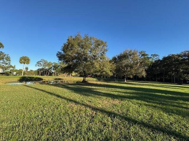  Commercial & Industrial Land Images 