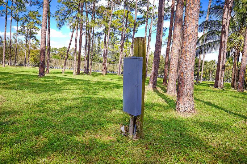  Commercial & Industrial Land Images 