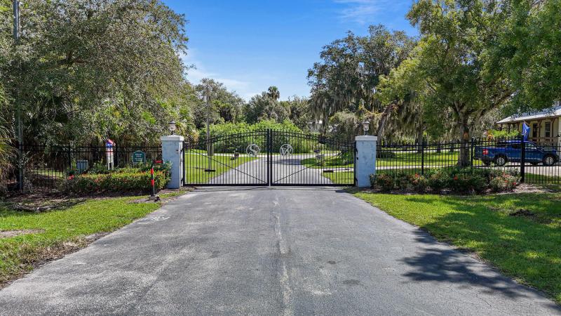 Duplex, Triplex and Fourplex Images