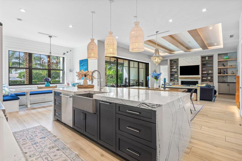  Single Family Homes Photo 14:  Gulf Stream,  FL 33483
