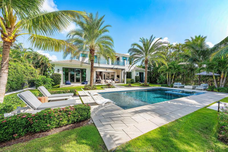  Single Family Homes Photo 3:  Gulf Stream,  FL 33483