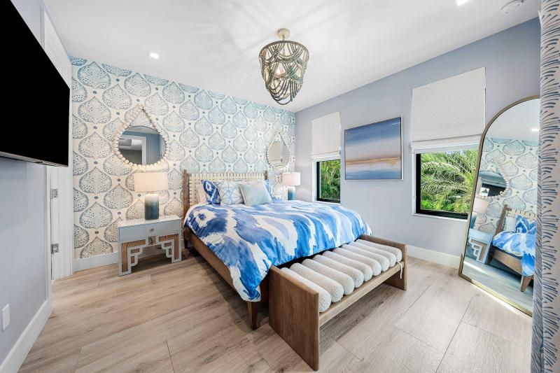  Single Family Homes Photo 32:  Gulf Stream,  FL 33483