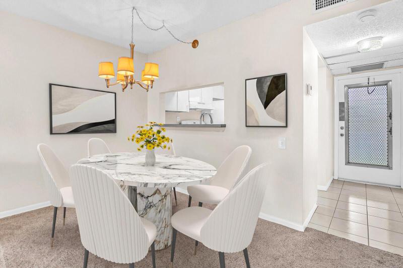 Condo & Townhome Photos