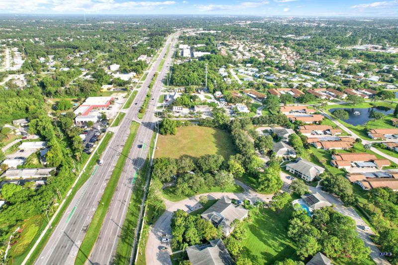  Commercial & Industrial Land Images 