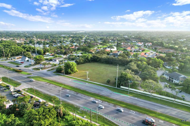  Commercial & Industrial Land Images 