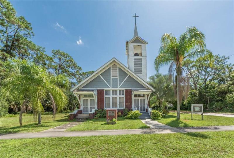  Commercial & Industrial Land Images 