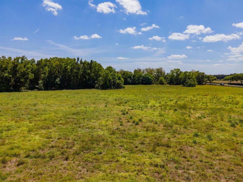  Commercial & Industrial Land Images 