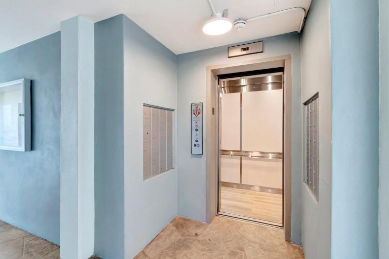  Condo & Townhome Photos
